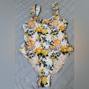 Cabana Del Sol woman’s medium one piece swimsuit